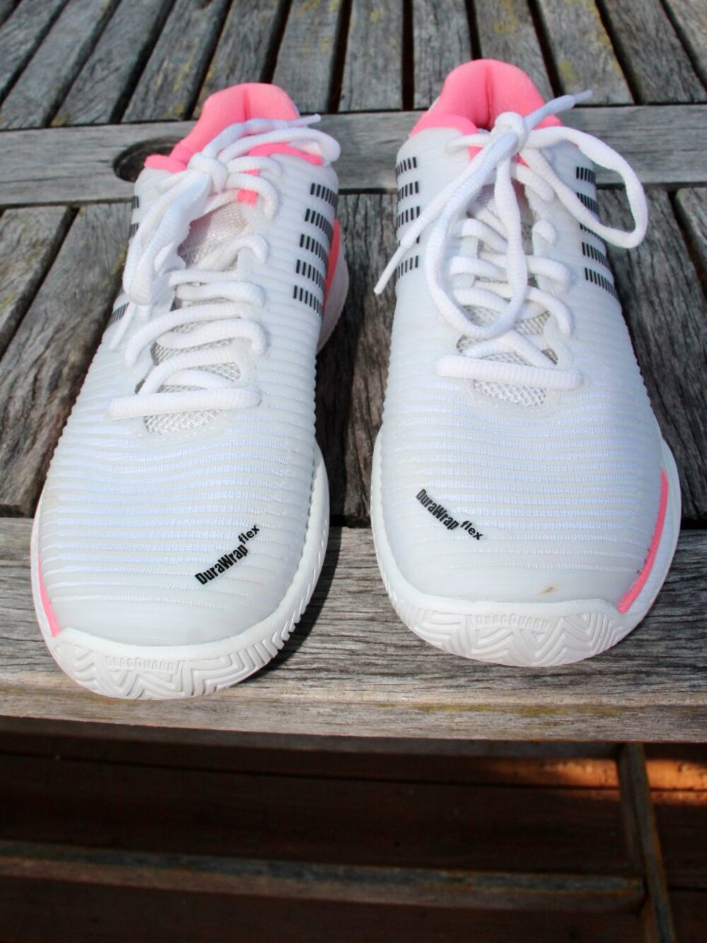 Ladies K-Swiss Tennis shoes size 7.5